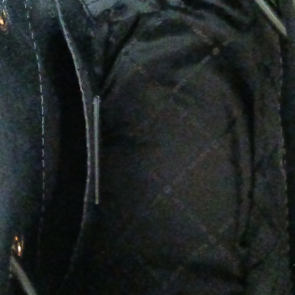 Michael Kors Bucket Bag - Picture 3 of 7